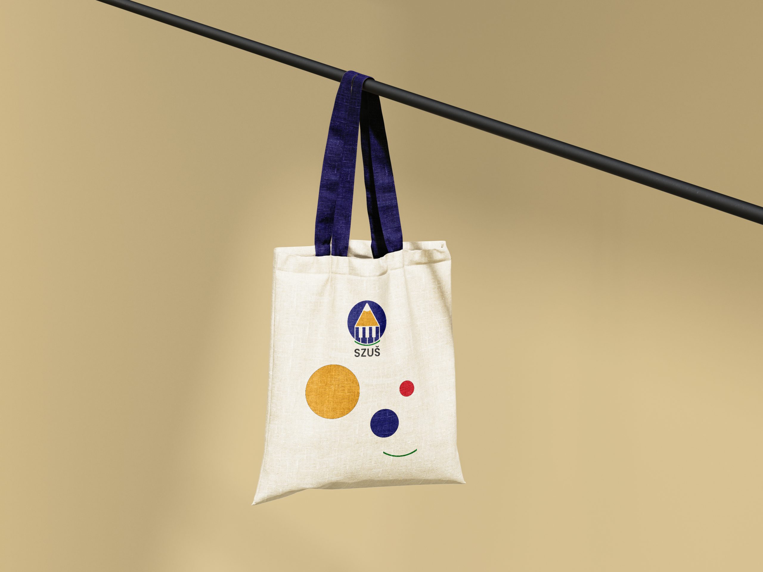 Hanging_Tote_Bag_Mockup_2_kruzky